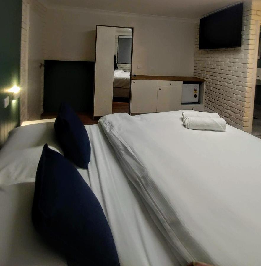בטאו ביי Bay House Motel מראה חיצוני תמונה