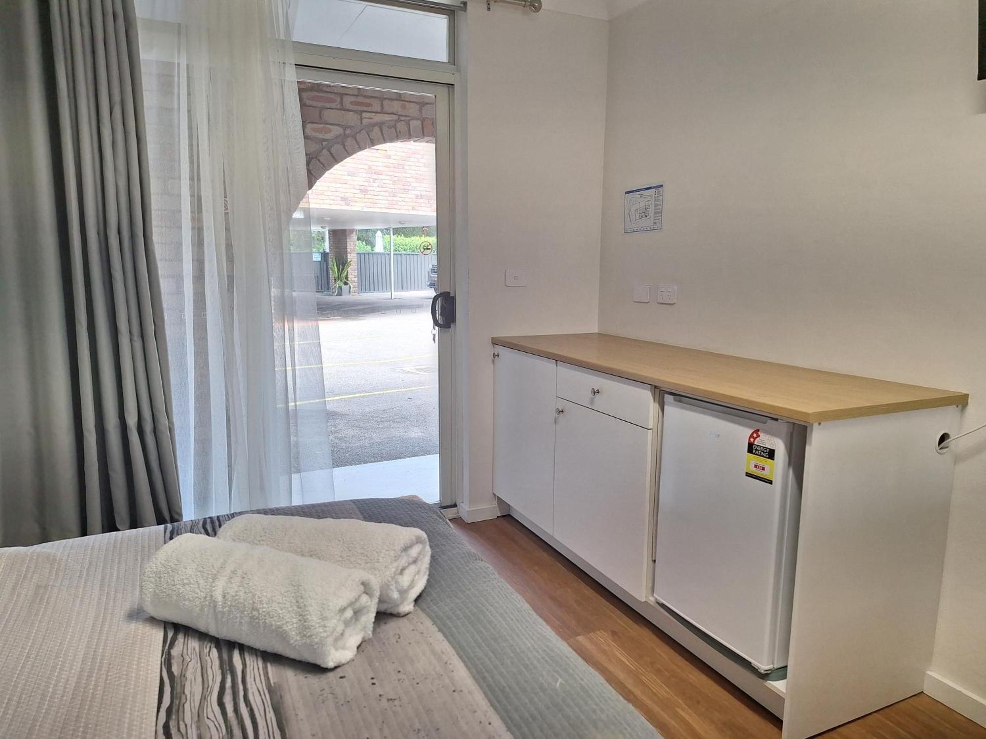 בטאו ביי Bay House Motel מראה חיצוני תמונה